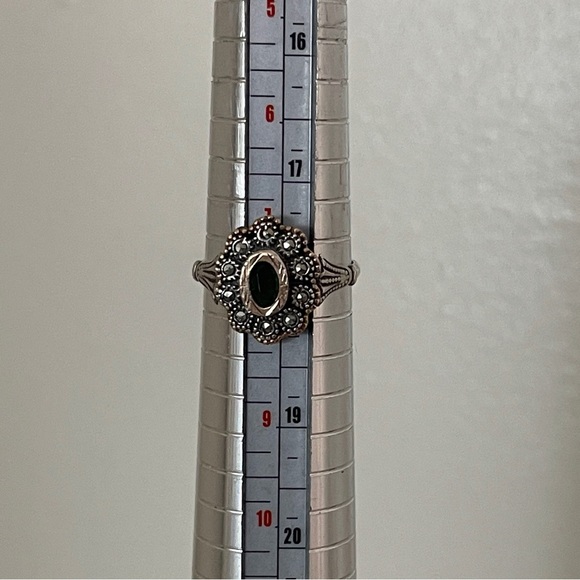 Gorgeous Vintage Art Deco ring - Picture 8 of 9